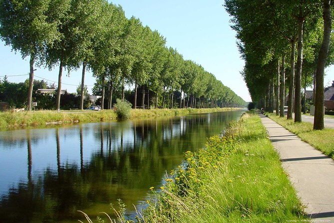 Private Bruges Countryside Cycling Tour to Damme with Guided Walk - The Return Ride Through Damse Vaart-Oost and Back to Bruges