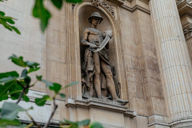 Private City Kickstart Tour: Brussels - Stop 3: Grand Place and the idea of a middle aged tavern