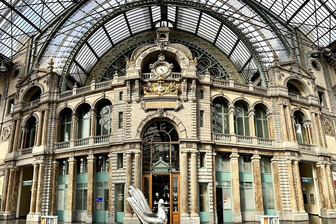Private Departure Transfer from Antwerp to Brussels By luxury car - What to watch for: timing risk, item rules, and family needs