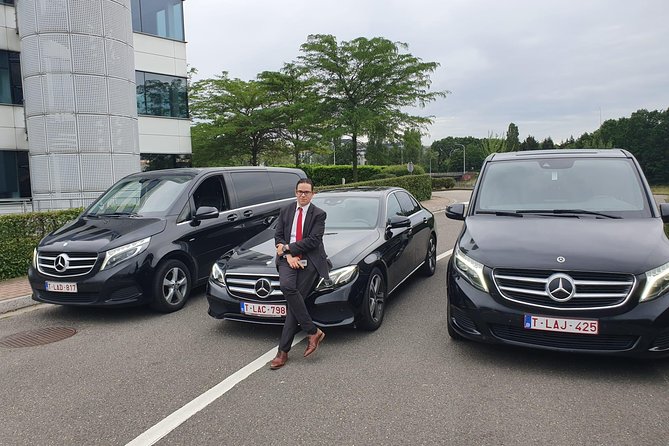 Private Departure Transfer from Antwerp to Brussels By luxury car - The drive itself: what 40 minutes to 1 hour feels like in a luxury car