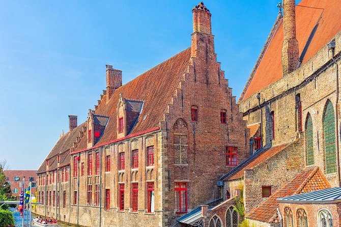 Private shore excursion from Zeebrugge to Bruges with driver and guide - The private guide model: 3 hours that make Bruges click