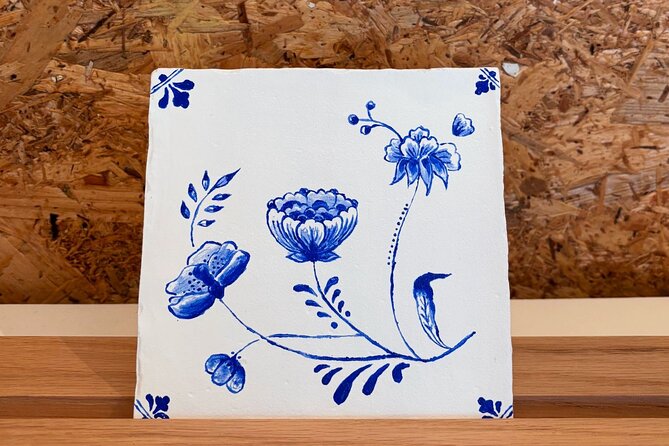 Private Souvenir Creation in Dutch Delft Blue from Netherlands - Key things to know before you paint