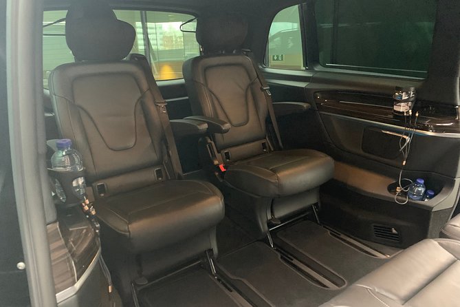Private taxi Transfer from Bruges to Amsterdam - Booking Smart: Instant Confirmation and Mobile Ticket Timing