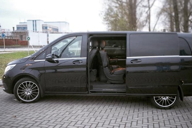 Taxi Brussels Airport < - > Airport DE Charleroi (1 to 8 places) - Key takeaways before you book
