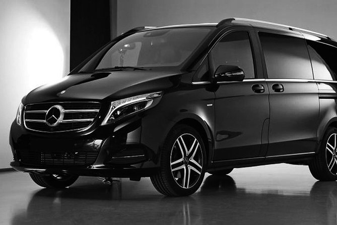Taxi Charleroi Airport < - > Brussels - Meeting point and drop-off: simple, no guessing