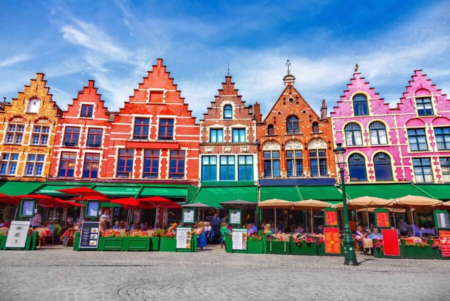 Visit of Bruges in 1 day private tour from Paris - Groeningemuseum: Van Eyck and Hieronymous Bosch in a museum visit