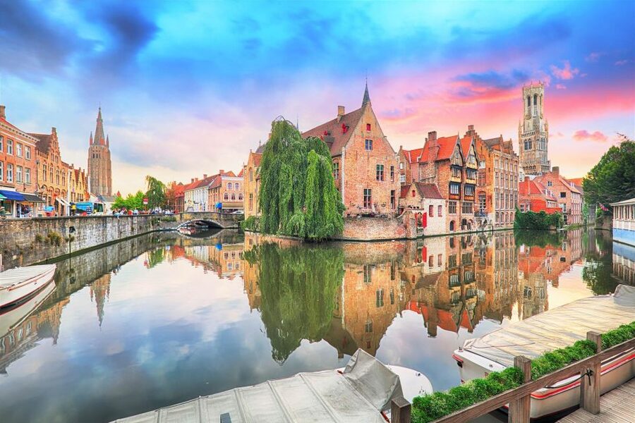 Visit of Bruges in 1 day private tour from Paris - What the included extras actually buy you