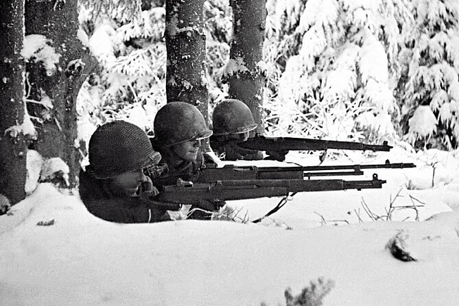 WWII Battle of the Bulge Private Guided Day Tour from Brussels - Midday lunch: not included, but you still get help